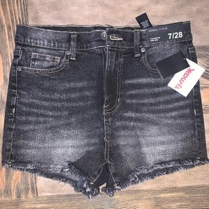 Kendal & Kylie high waisted shorts, size 28, NEW